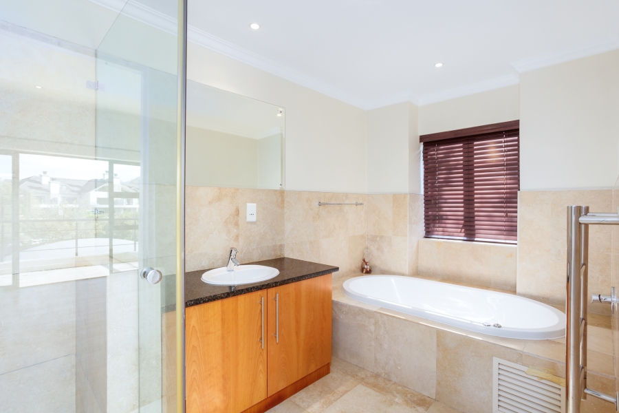 To Let 4 Bedroom Property for Rent in Pearl Valley at Val de Vie Western Cape